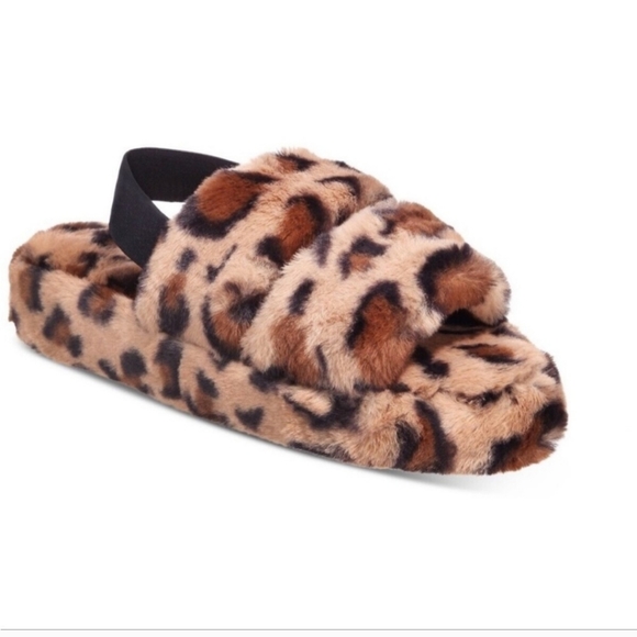 Jenni Leopard Slippers | Fuzzy Leopard Design | Comfy & Cozy - Picture 2 of 6
